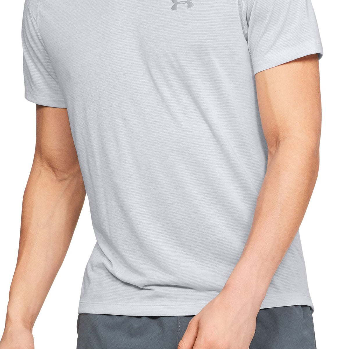 Polera manga corta UA Streaker de cuello en V para hombre