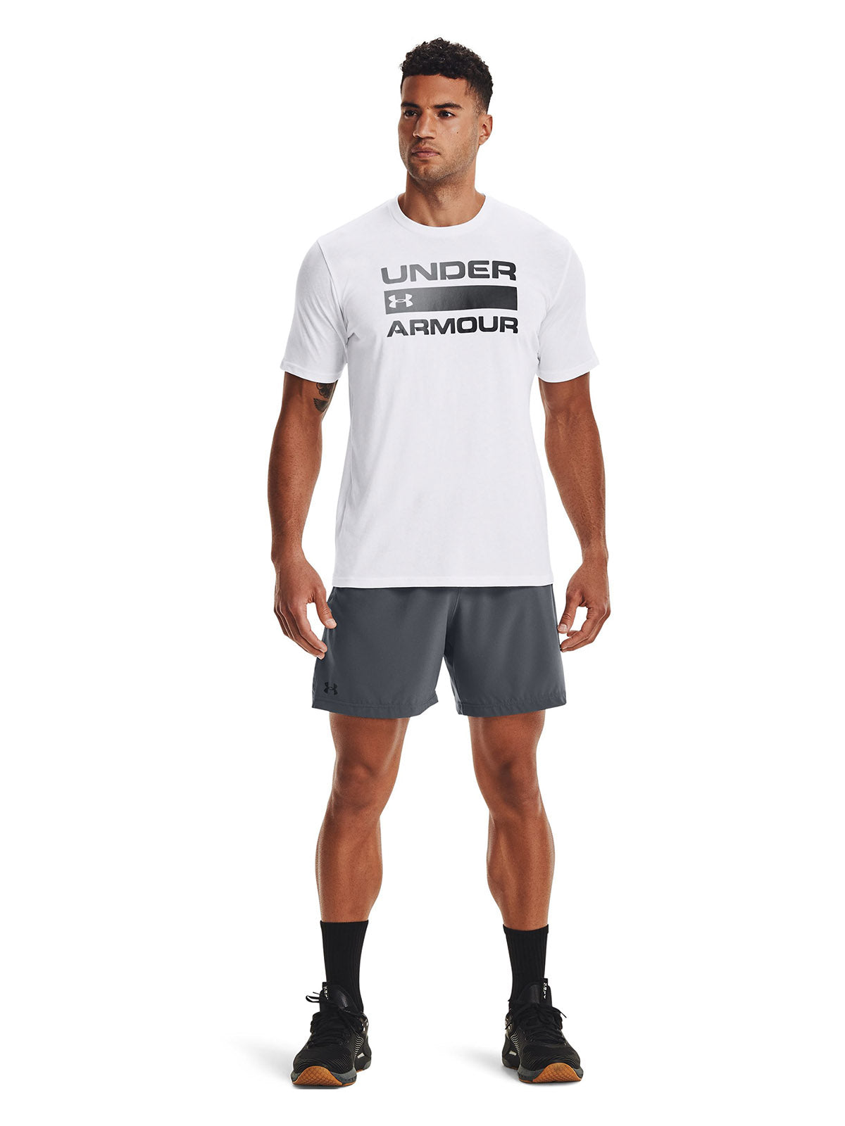 Polera Manga Corta UA Team Issue Wordmark para Hombre