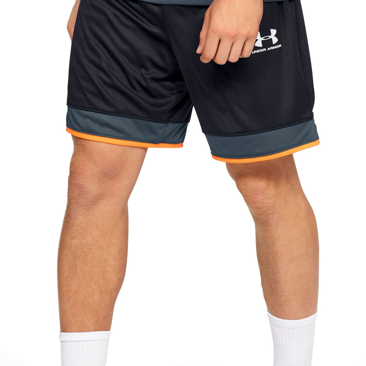 Shorts UA Challenger III Knit para Hombre