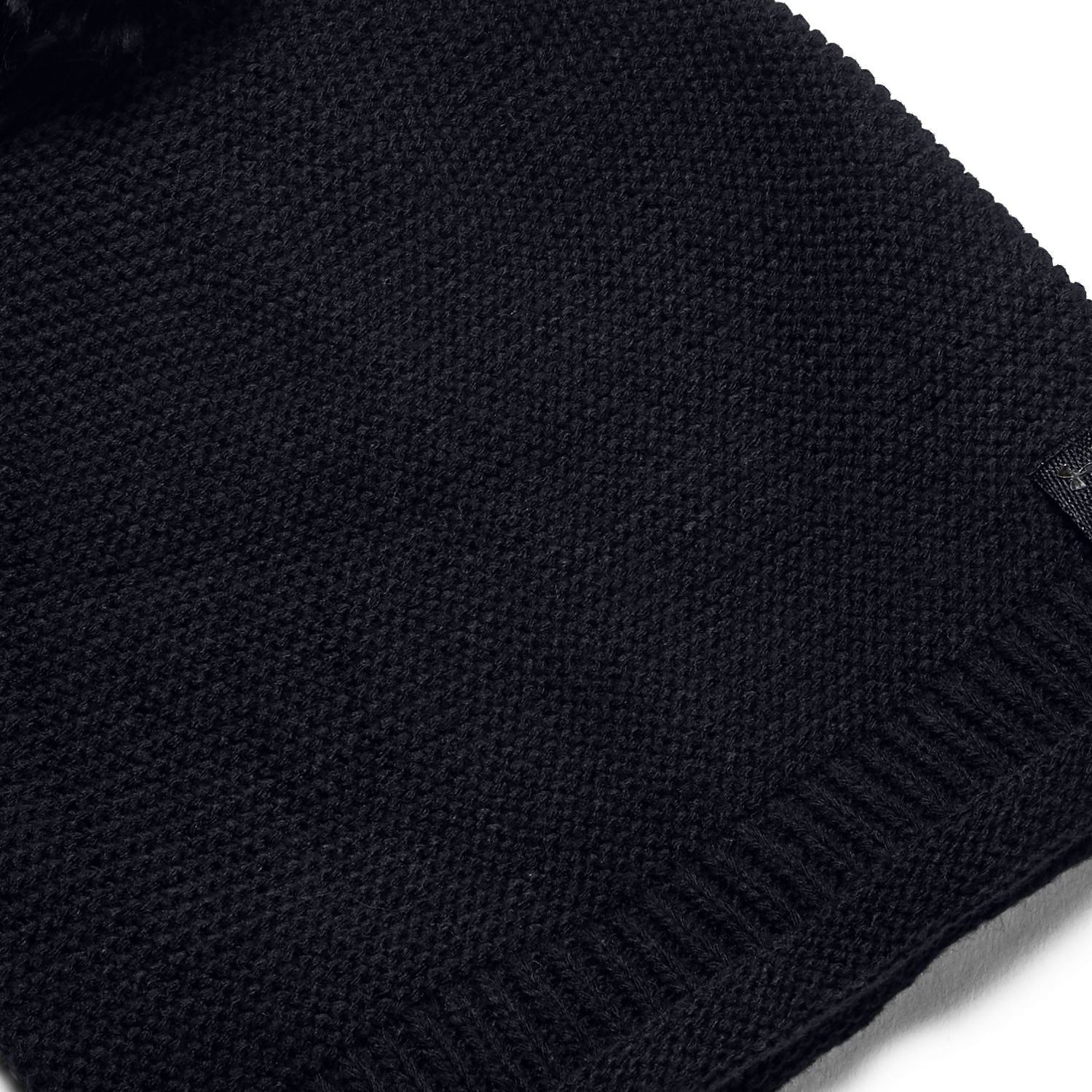 Gorro Essentials Pom Beani para Mujer