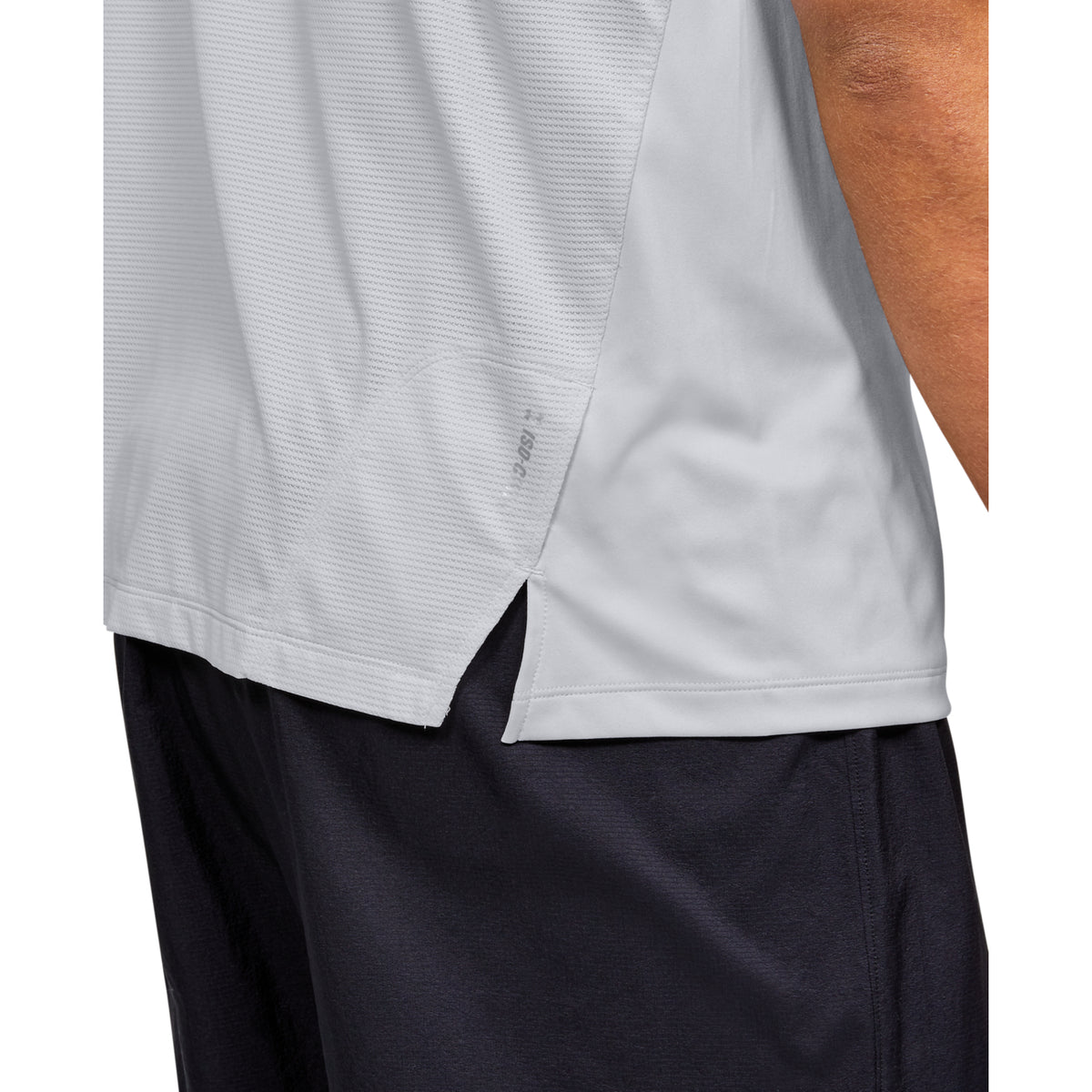 Polera sin Mangas UA Qualifier Iso-Chill Run Singlet para Hombre