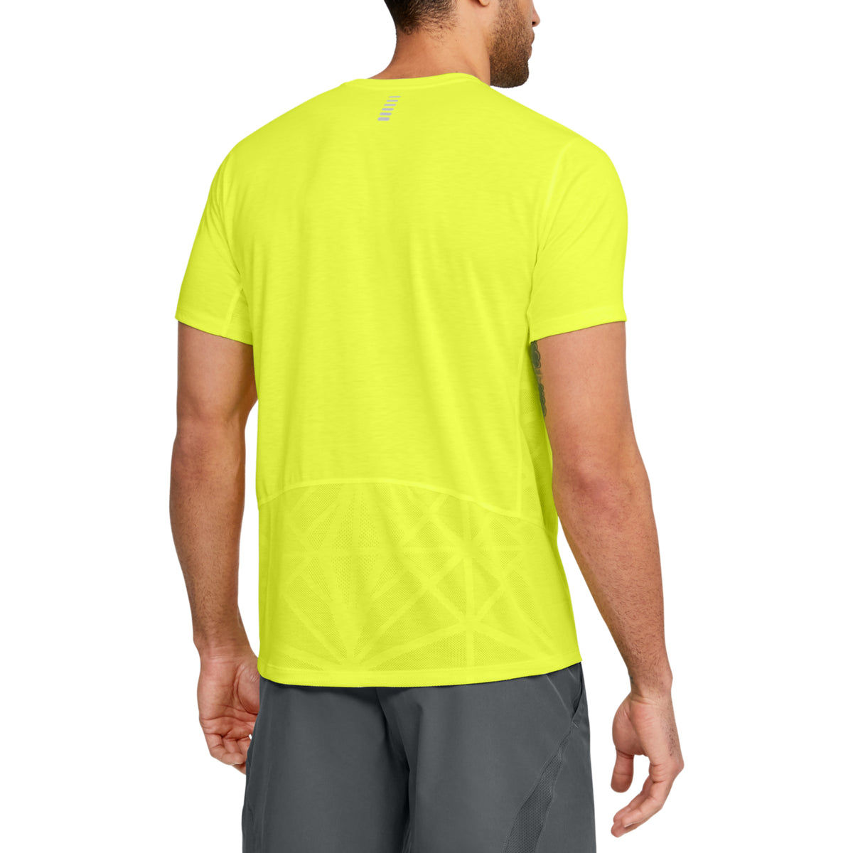 Playera de Manga Corta UA Swyft para Hombre