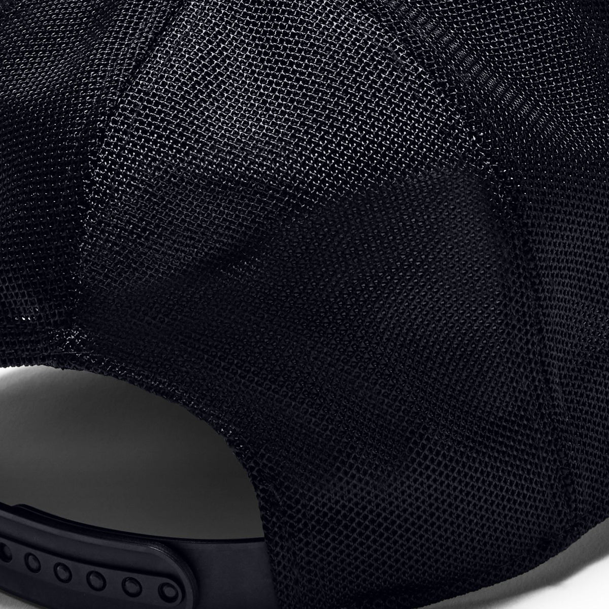 Jockey UA Armour Twist Trucker para Hombre