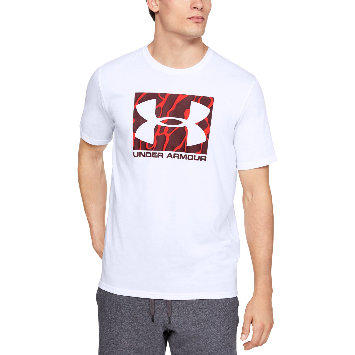 Polera Manga Corta UA Boxed Sportstyle Camo Fill para Hombre