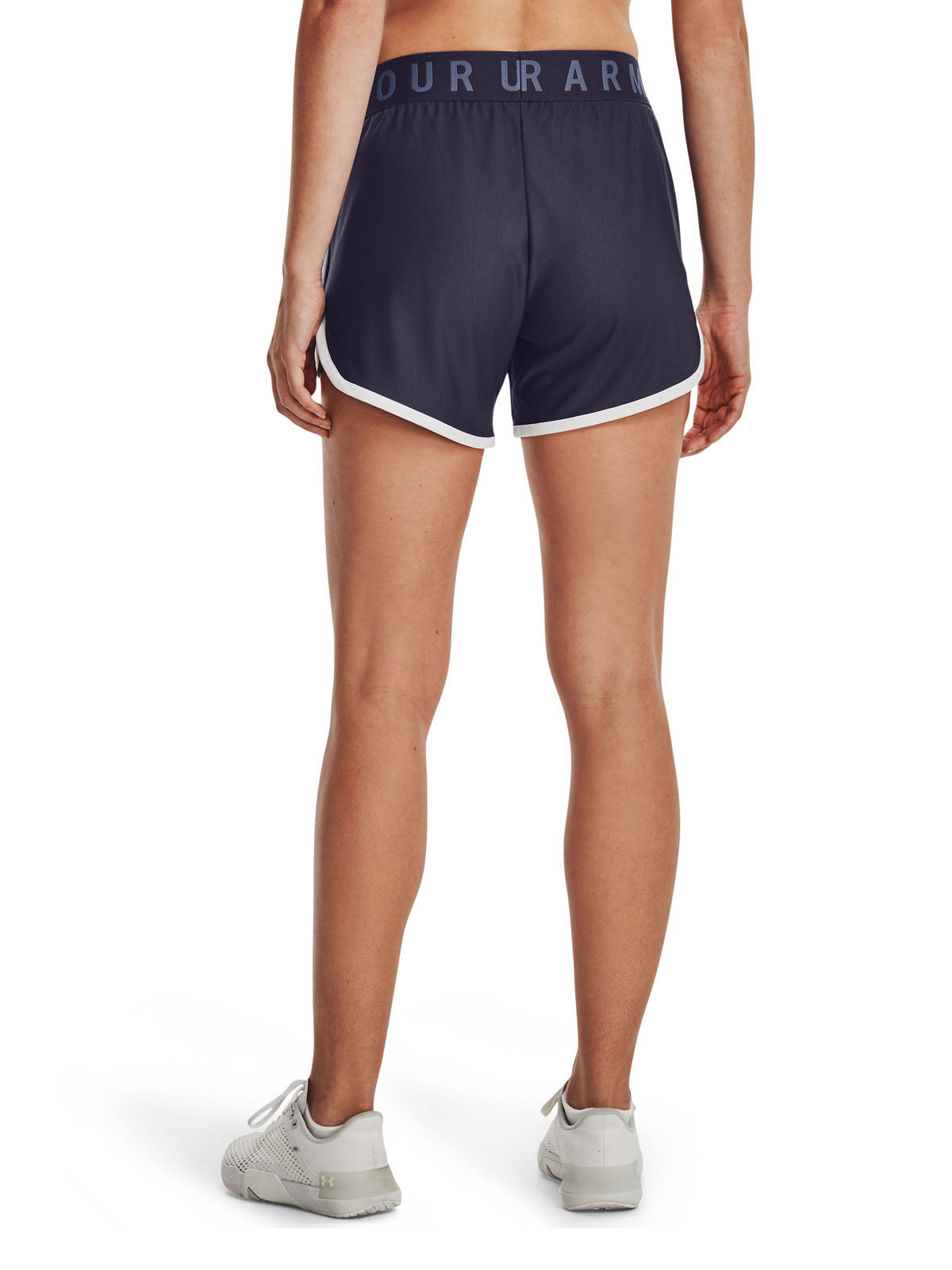 Shorts UA Play Up de 5" para mujer