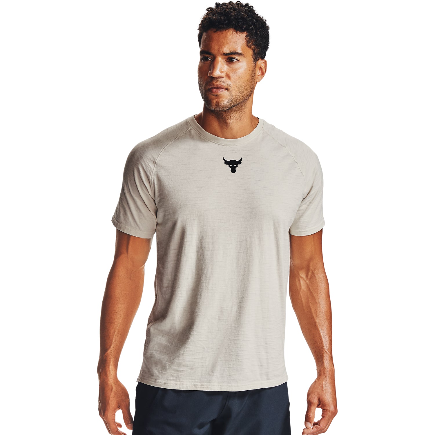 Polera Manga Corta Project Rock Charged Cotton® para Hombre
