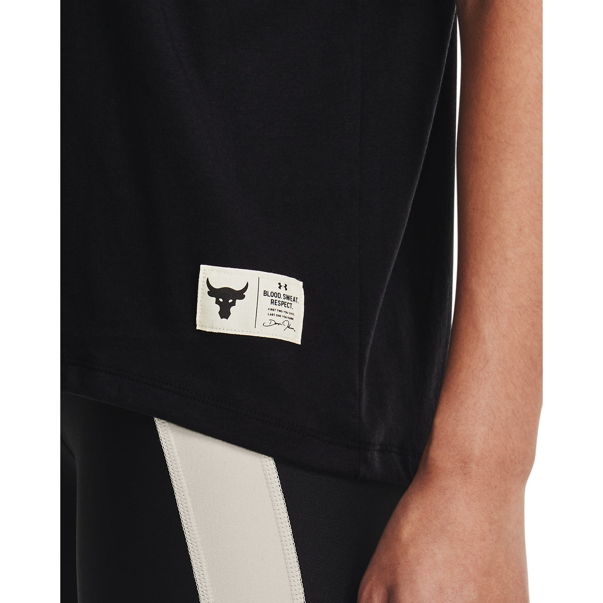 Polera Manga Corta Project Rock Disrupt para Mujer