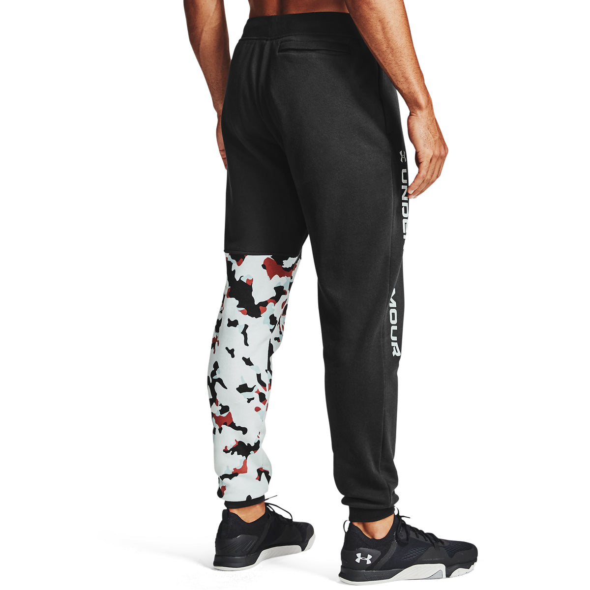Pantalones de entrenamiento UA Rival Fleece Camo para hombre
