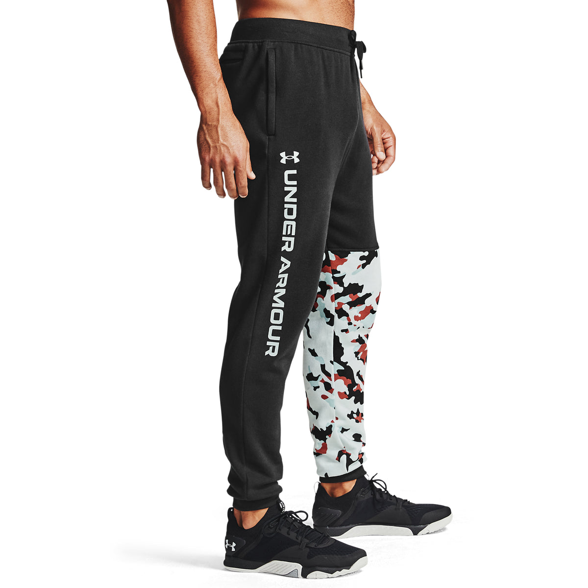 Pantalones de entrenamiento UA Rival Fleece Camo para hombre