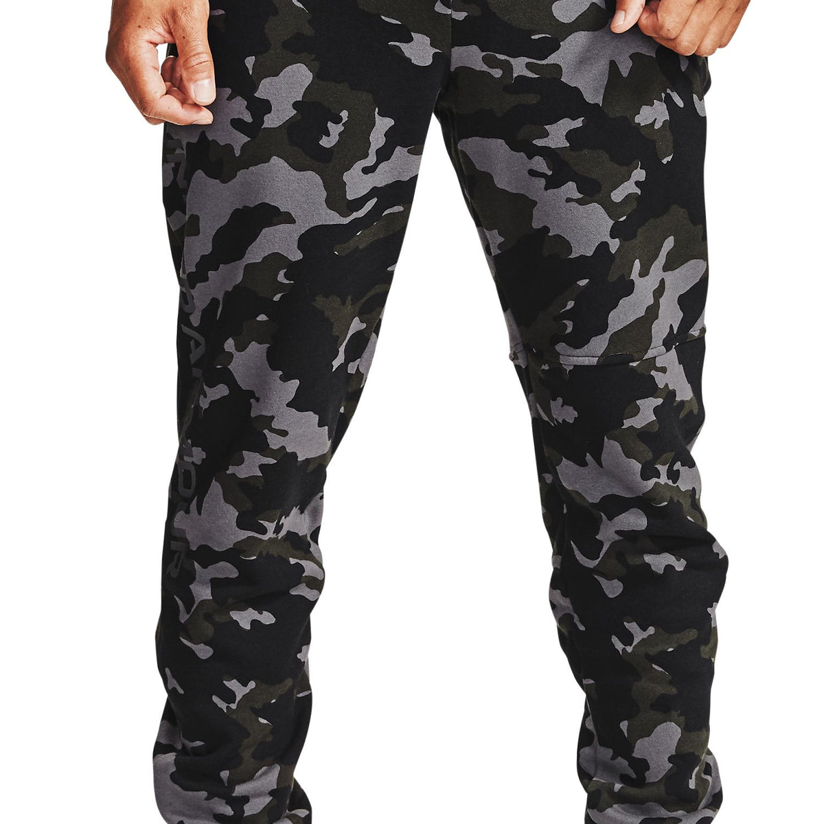 Pantalones de entrenamiento UA Rival Fleece Camo para hombre