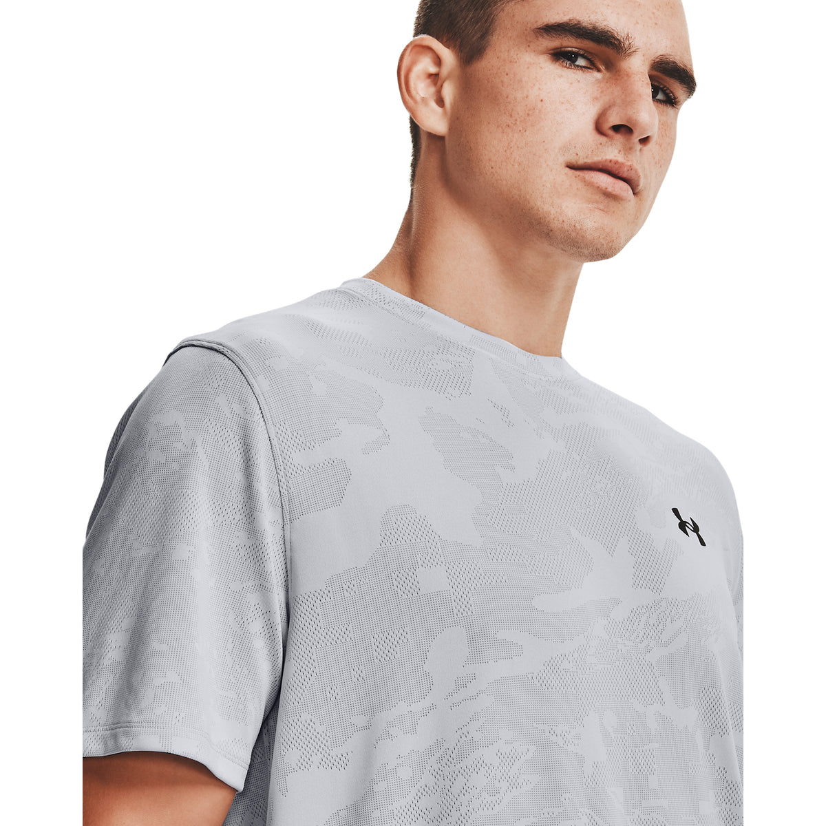 Polera Manga Corta UA Training Vent Camo para Hombre