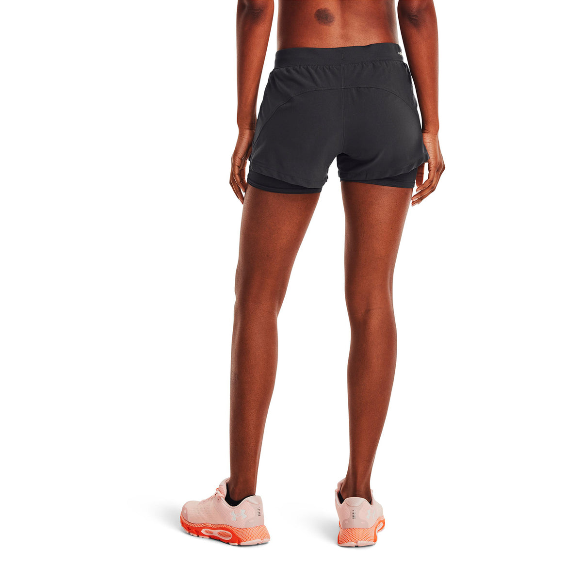 Shorts UA Iso-Chill Run 2 en 1 para mujer
