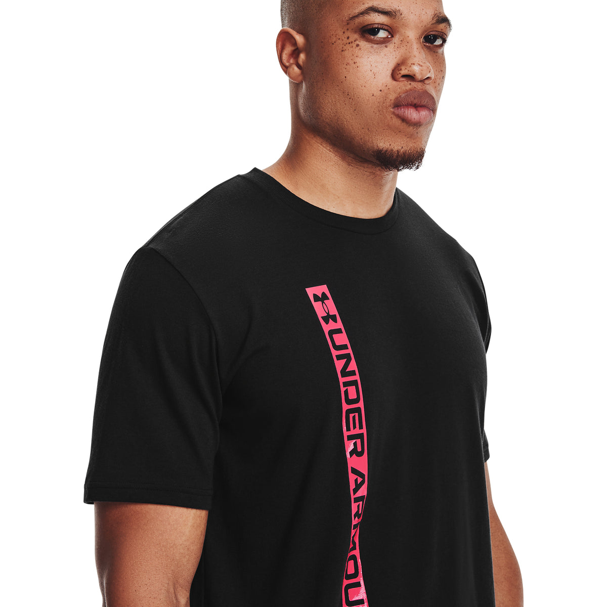 Polera manga cortaUA Vertical Wordmark para Hombre