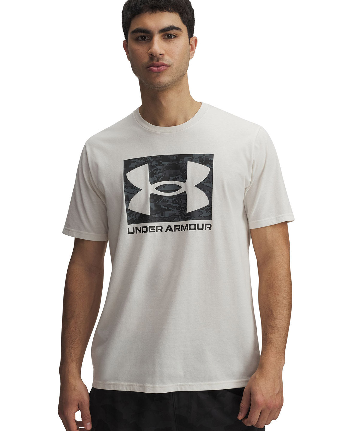 Polera manga corta Under Armour abc camo café para hombre