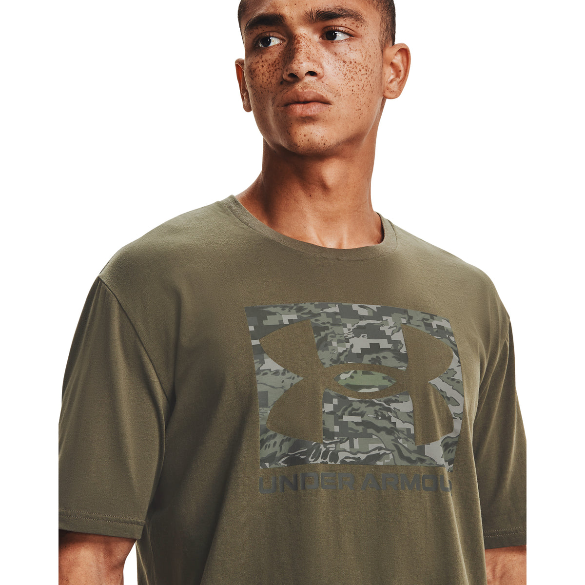 Polera Manga Corta ABC Camo Boxed Logo para Hombre Under Armour