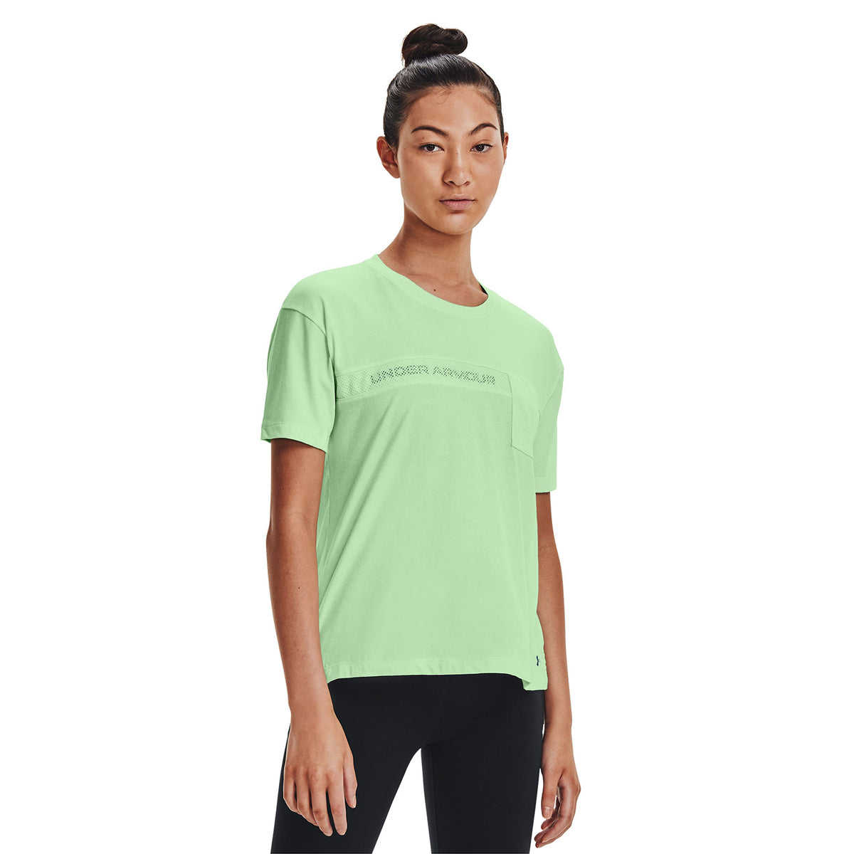 Polera UA Pocket Mesh Graphic para mujer