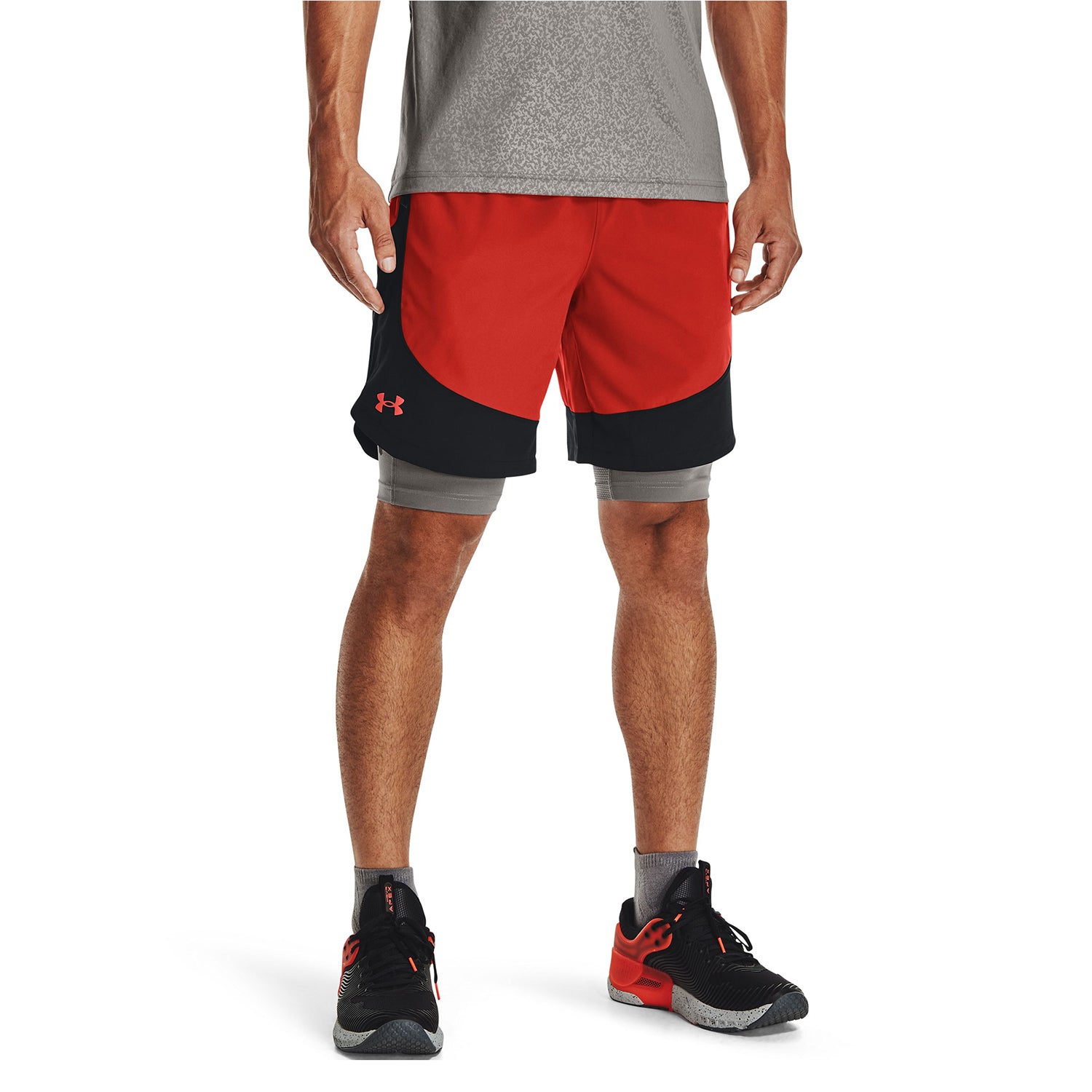 Shorts UA HIIT Woven Colorblock para hombre