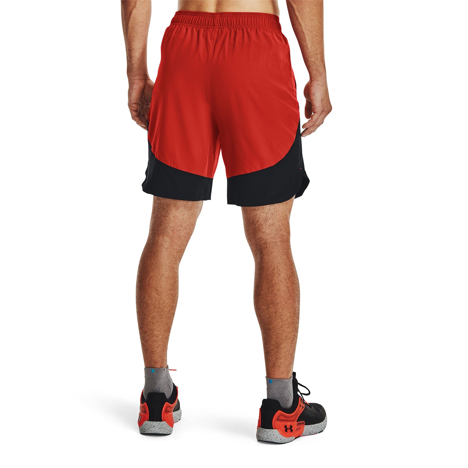 Shorts UA HIIT Woven Colorblock para hombre