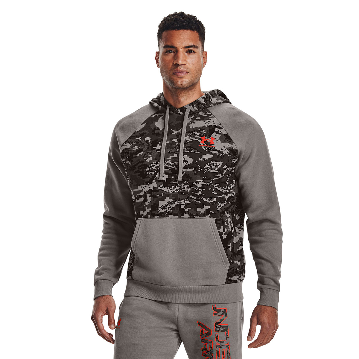 Polera manga larga UA Rival Fleece Camo Script para hombre