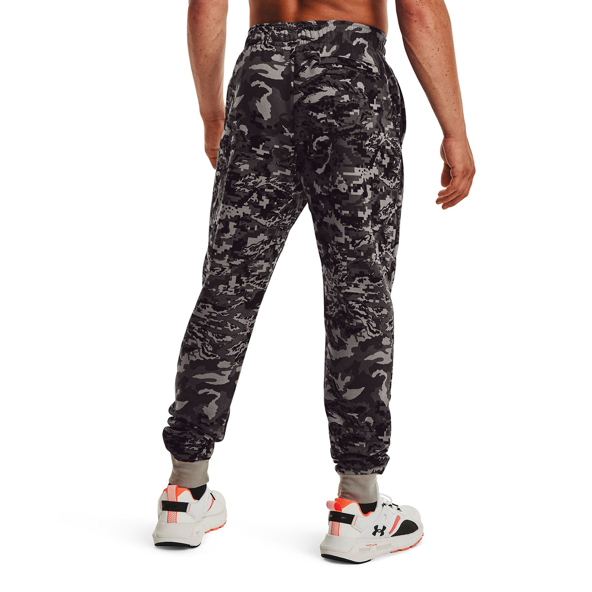 Joggers UA Rival Fleece Camo Script para hombres
