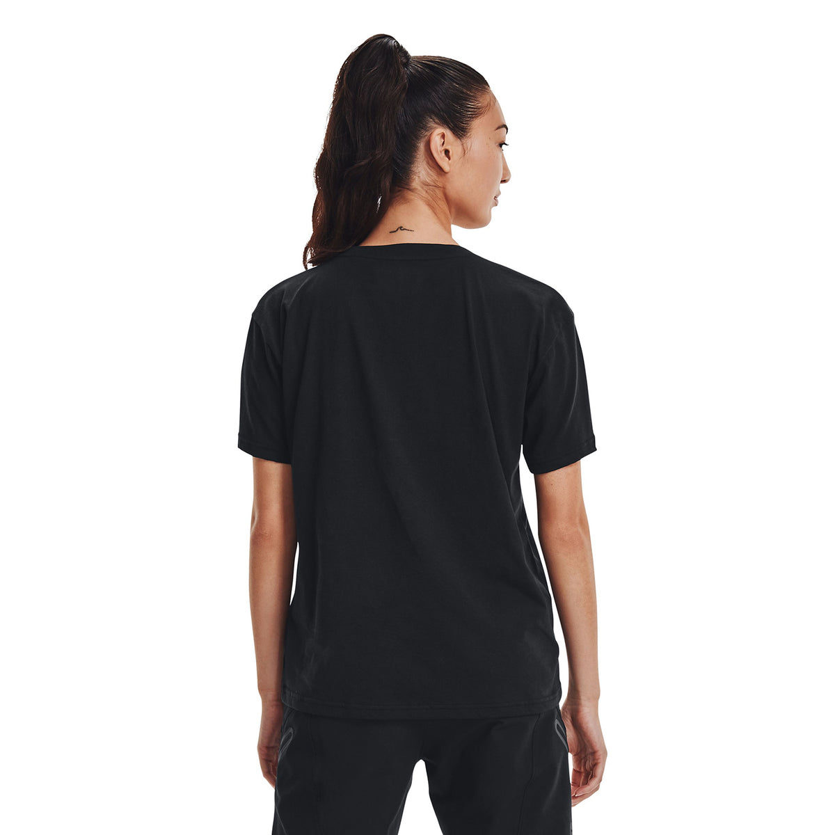 Polera con bolsillo UA Armour para mujer