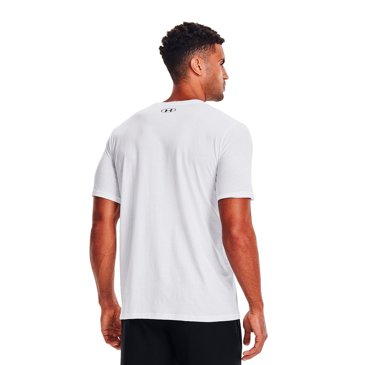 Polera UA Camo Chest Stripe para hombre