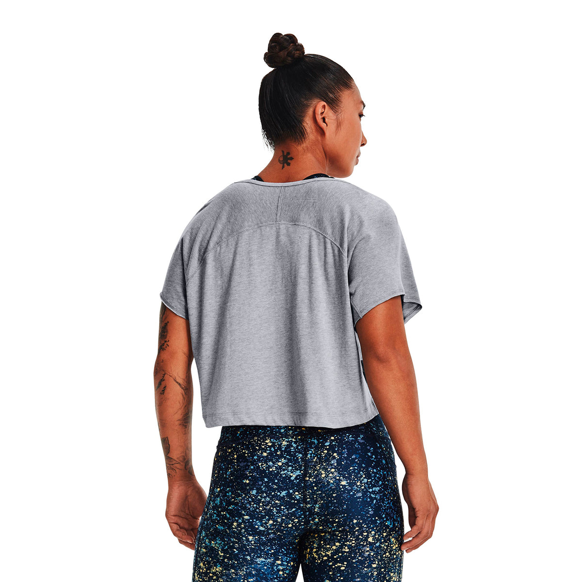 Polera Project Rock Respect para mujer