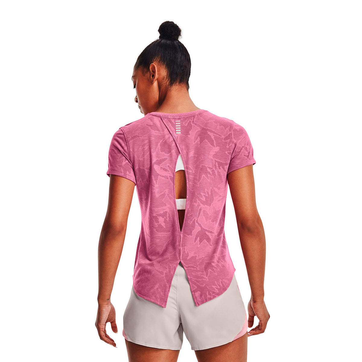 Polera UA Streaker SnowCloud para mujer