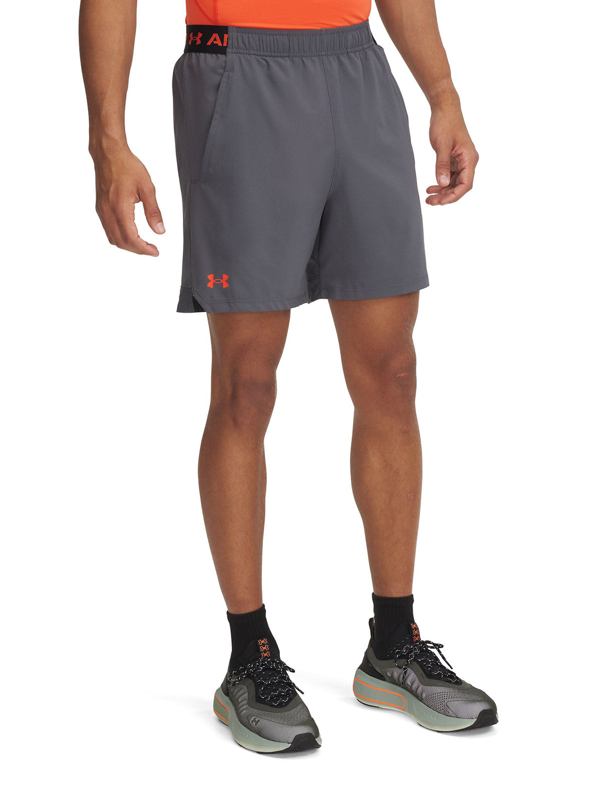 Shorts Under Armour vanish woven gris para hombre