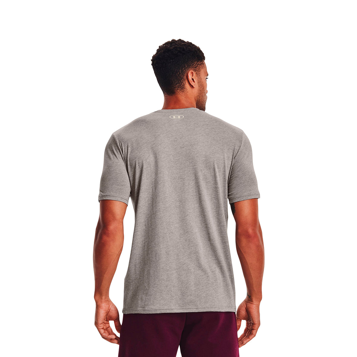 Polera Project Rock Globe para hombre