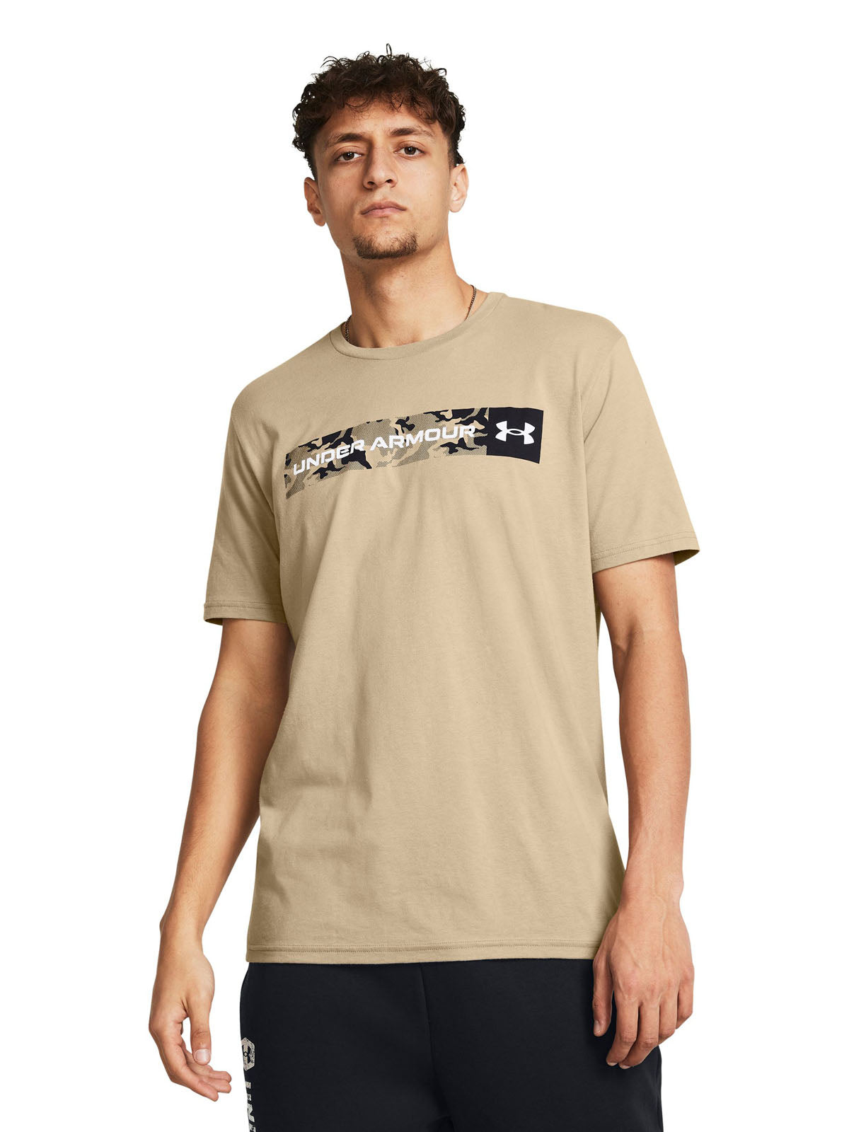 Polera manga corta UA CAMO para hombre