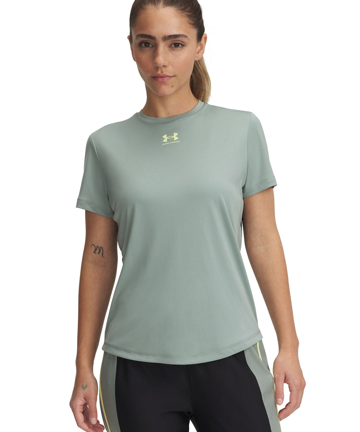 Polera manga corta Under Armour challenger pro verde para mujer