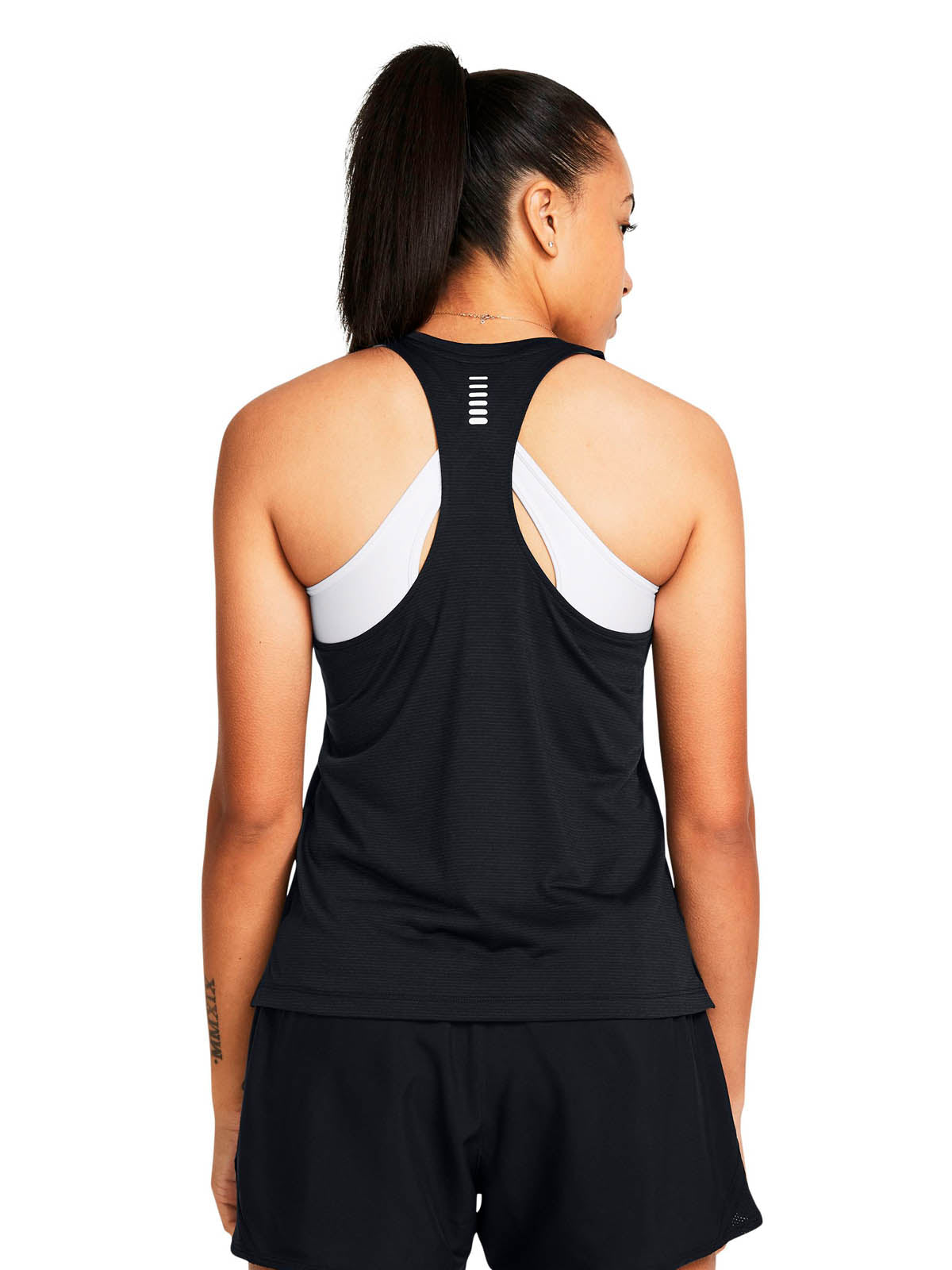 Polera sin mangas de lanzamiento UA para mujer