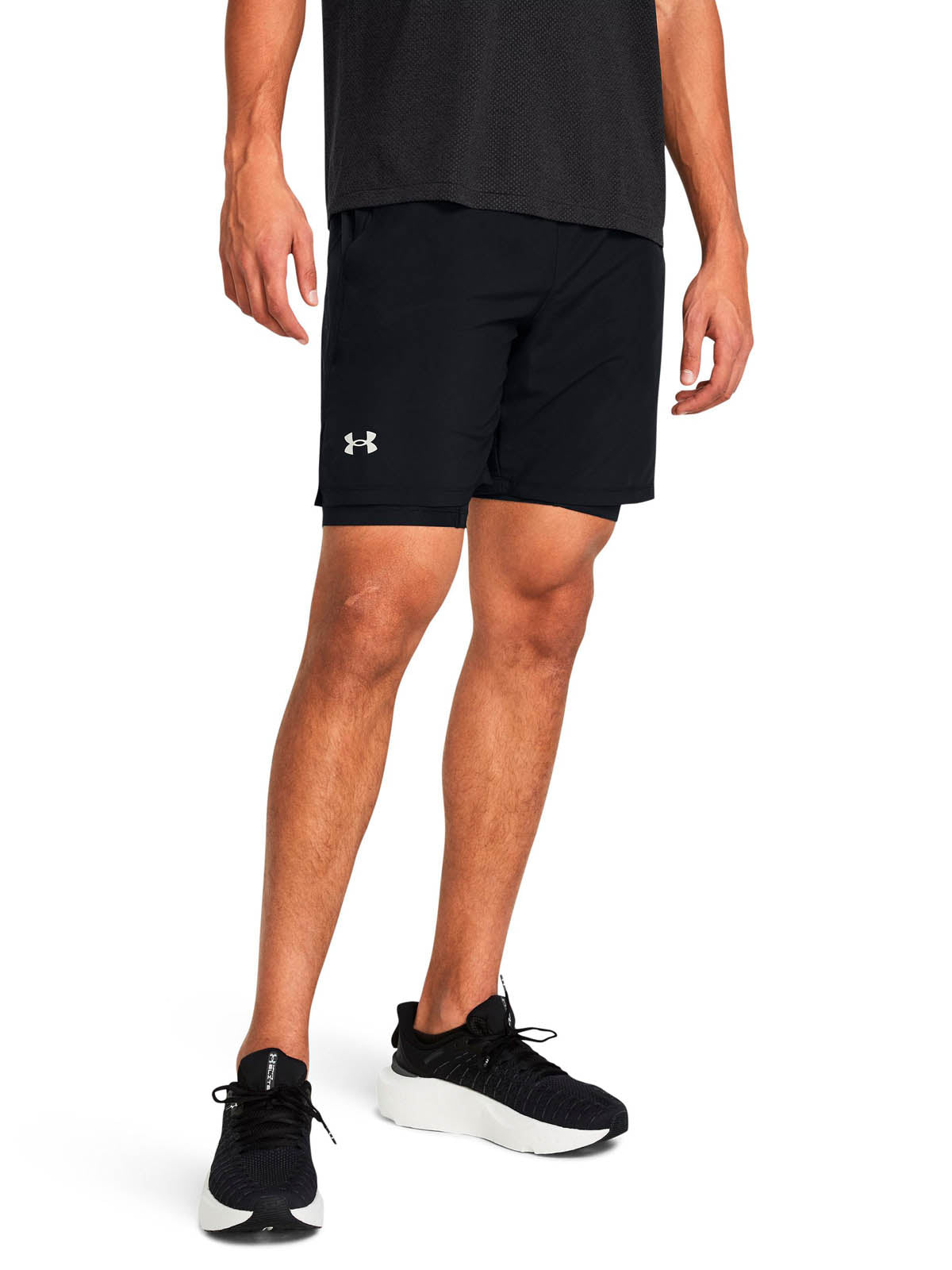 Shorts UA Launch 2 en 1 de 7" para hombre