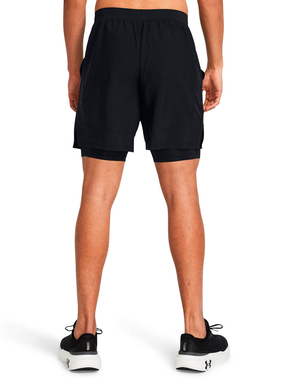 Shorts UA Launch 2 en 1 de 7" para hombre