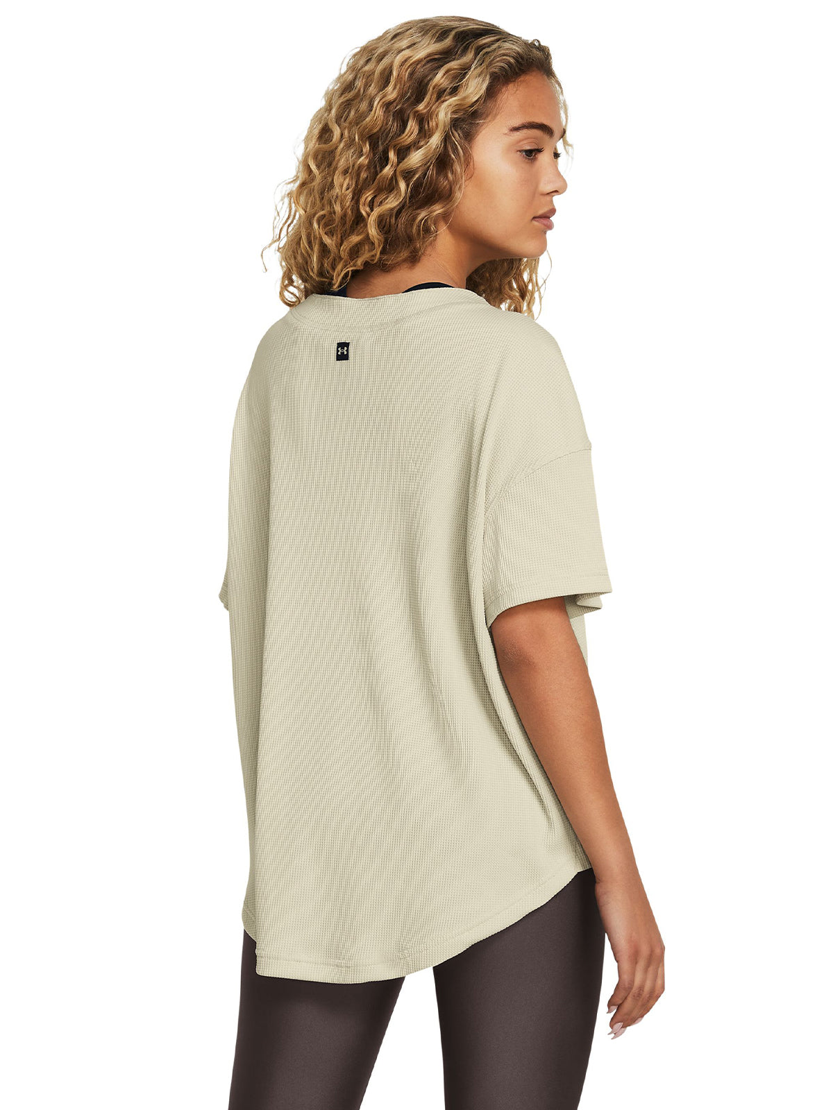 Polera Project Rock Easy Go Over para mujer