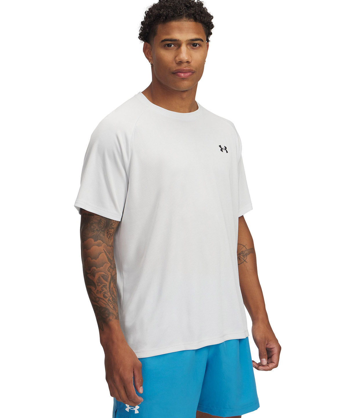 Polera manga corta Under Armour tech gris para hombre