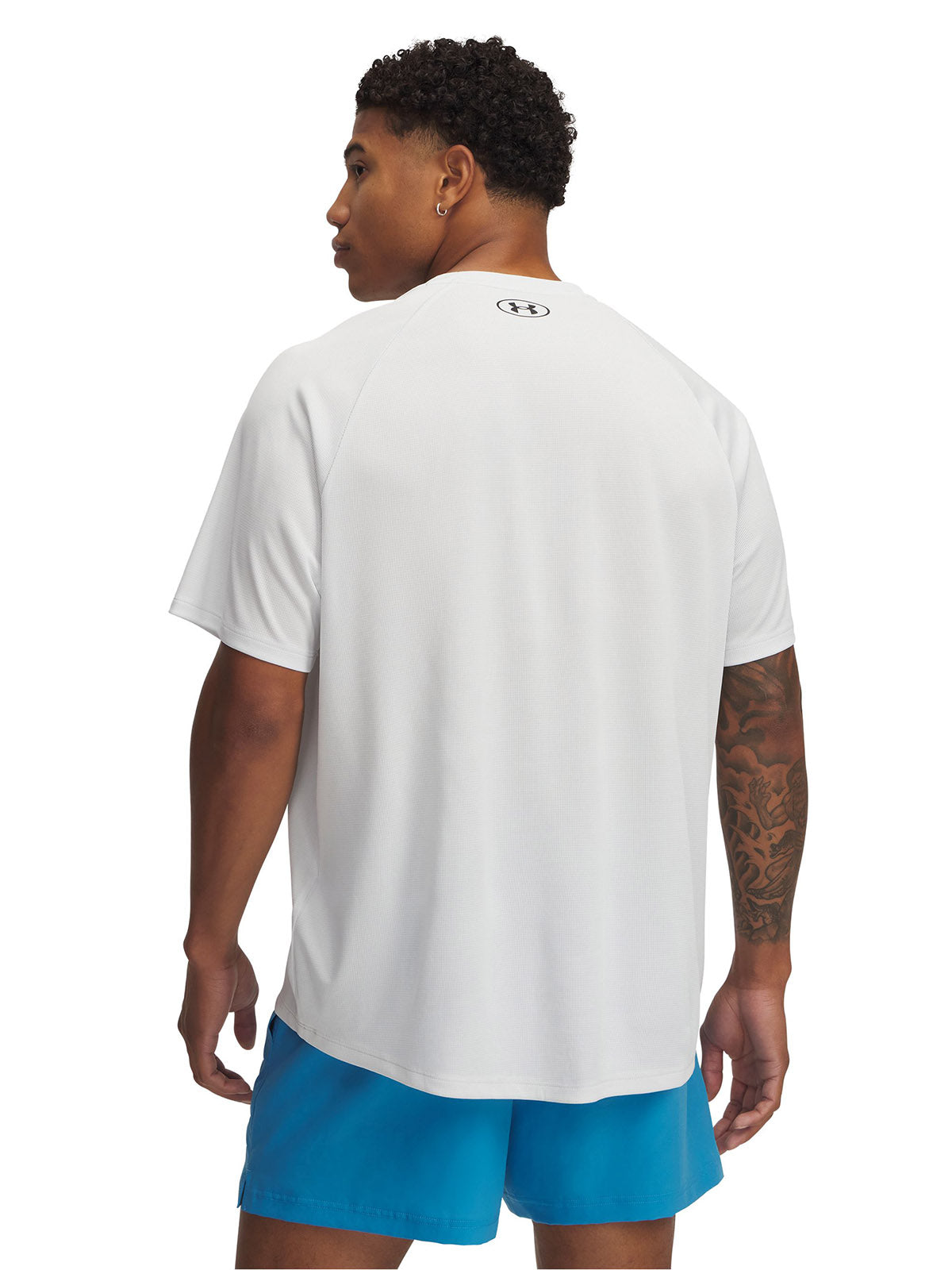 Polera manga corta Under Armour tech gris para hombre