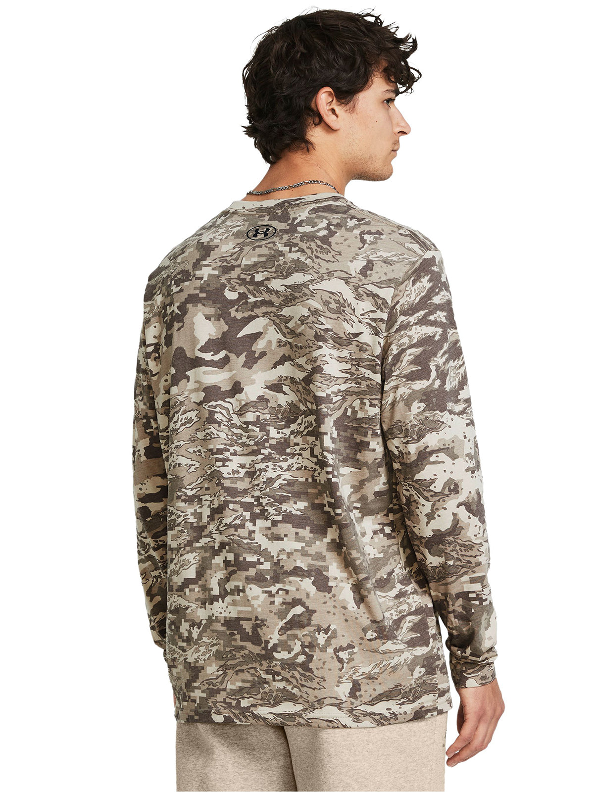Polera manga larga UA ABC Camo para hombre