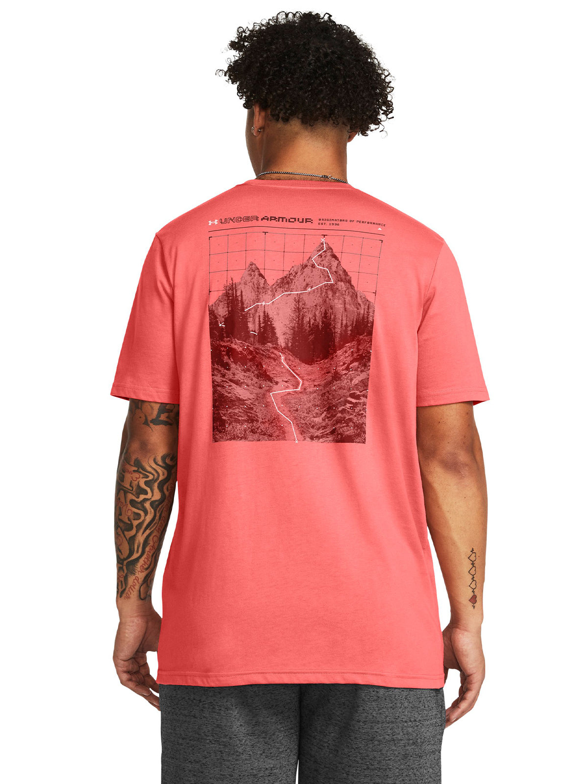 Polera manga corta UA Reaching Peak para hombre