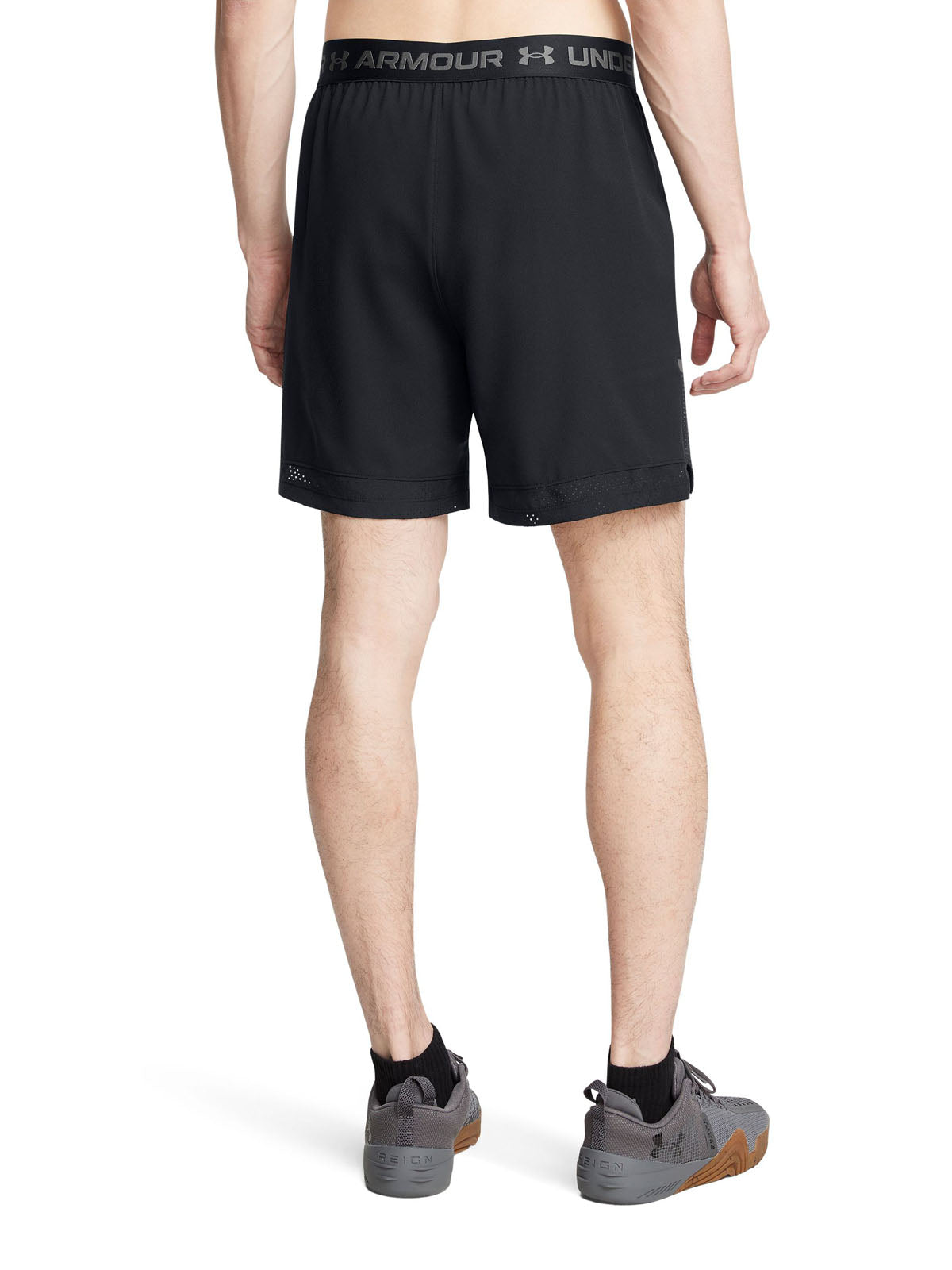 Shorts UA Vanish Woven de 6" para hombre