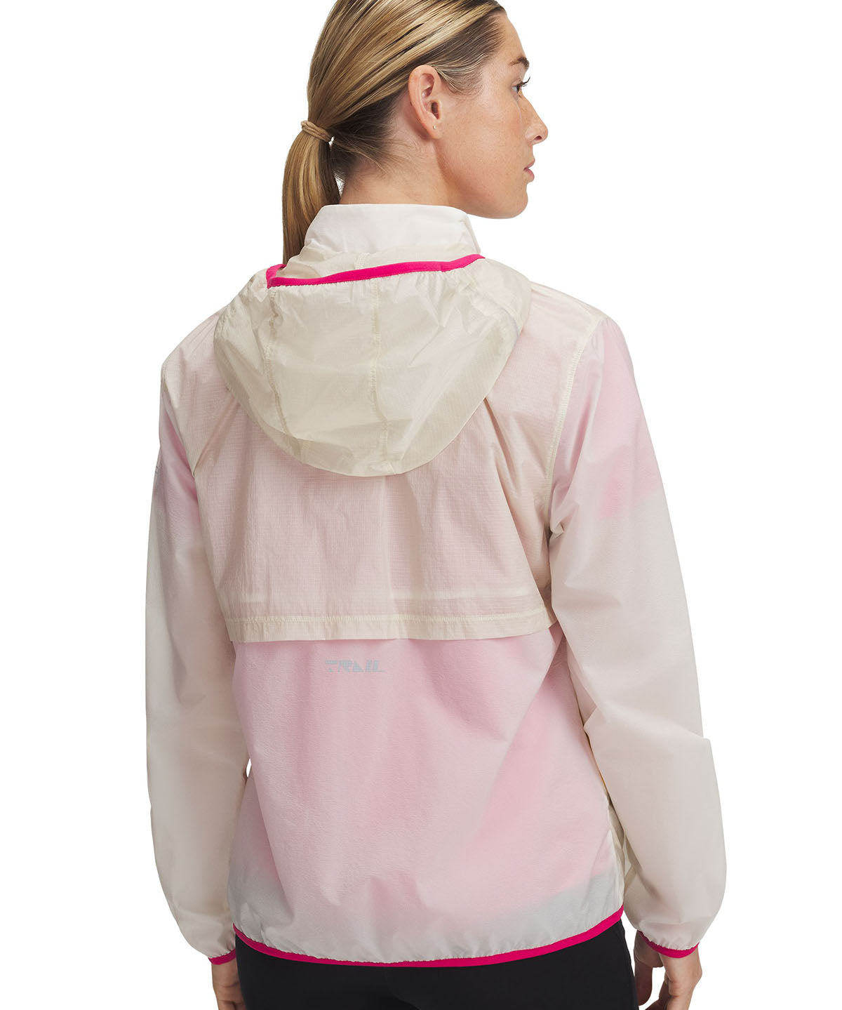 Chaqueta Under Armour launch trail café para mujer