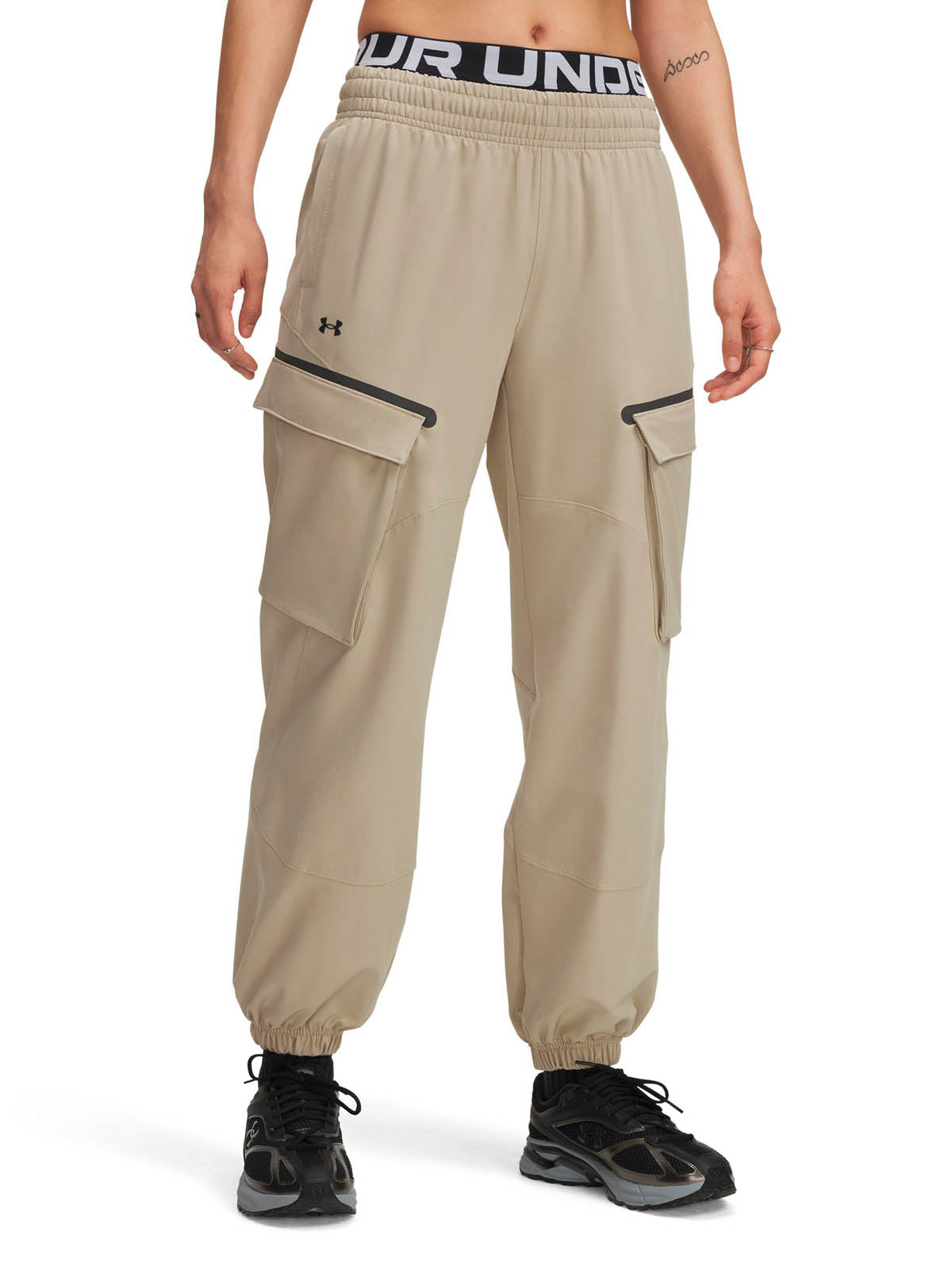 Pantalón Lifestyle para mujer Unstoppable Cargo cafe Under Armour