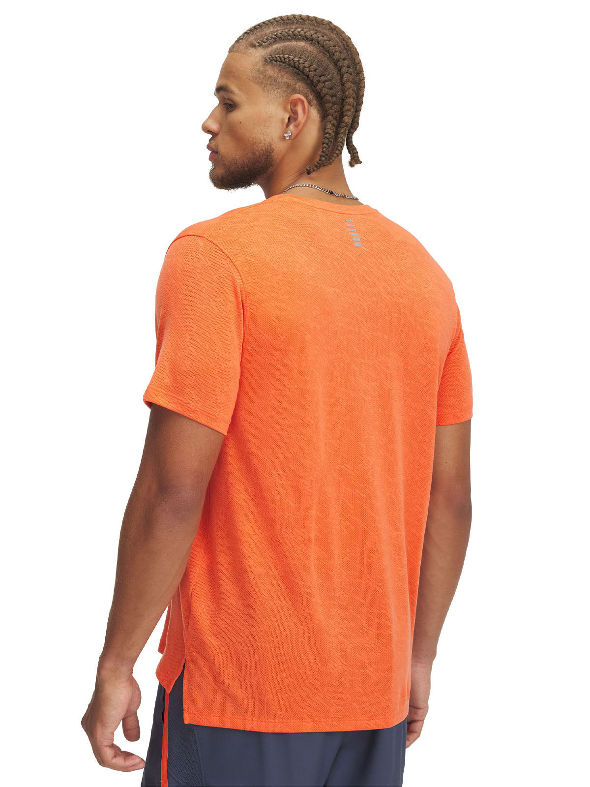 Polera manga corta Under Armour launch camo naranjo para hombre