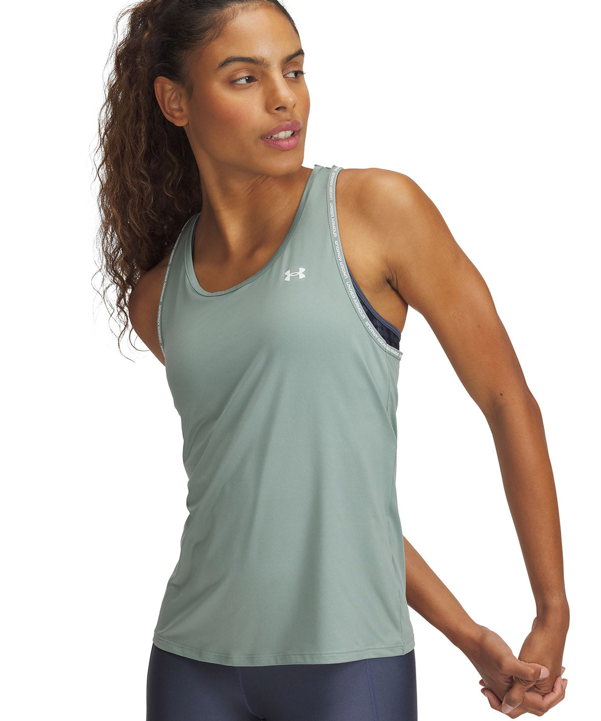 Polera sin mangas Under Armour tech knockout verde para mujer
