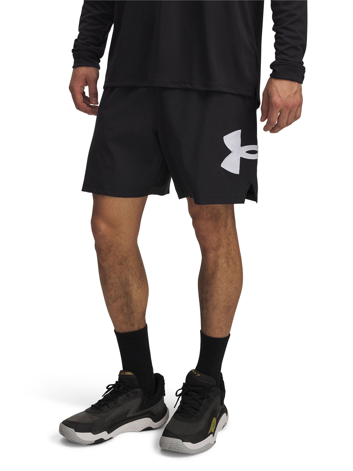Shorts UA Zone 7" Woven negro para hombre