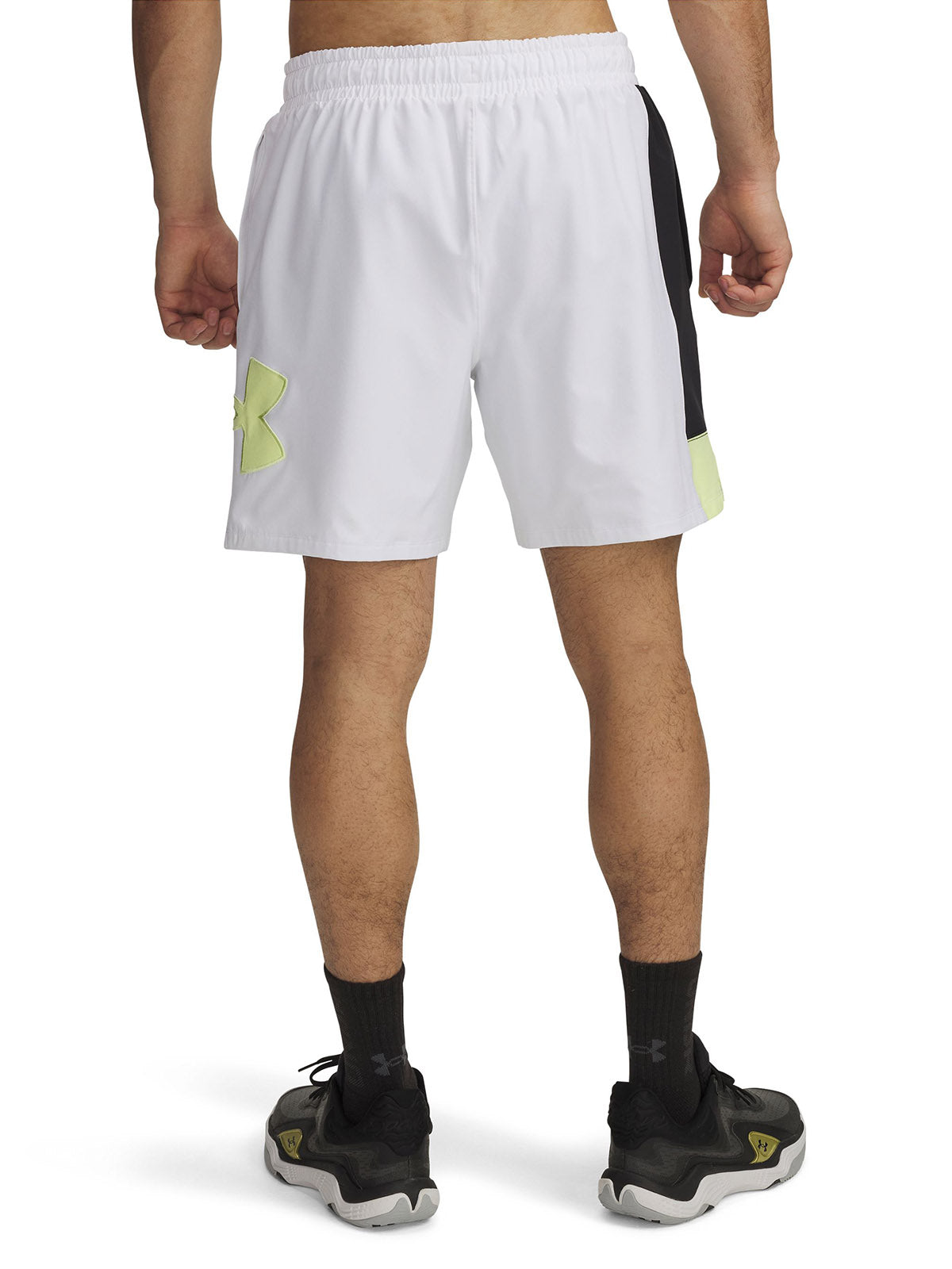 Shorts UA Zone 7" Woven blanco para hombre