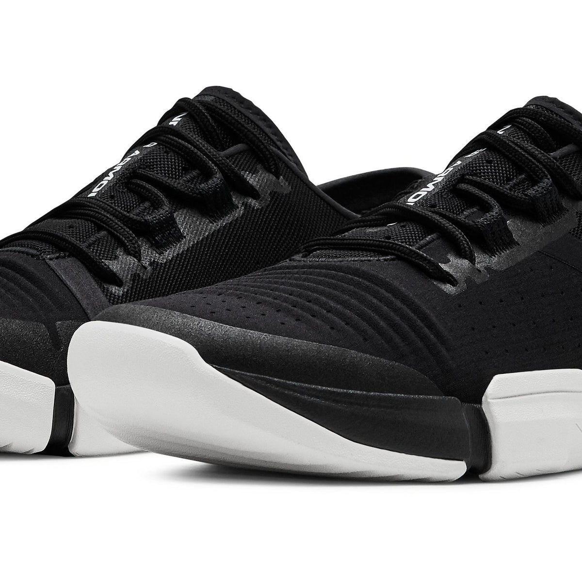 Calzado de entrenamiento UA TriBase Reign para mujer