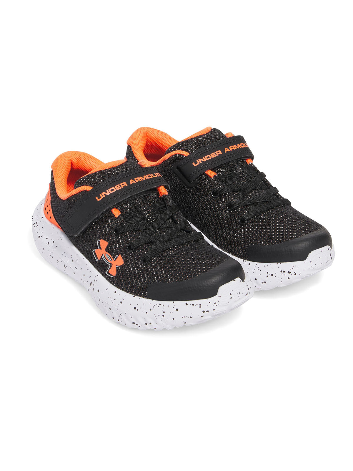 Zapatillas de running Under Armour Surge 4 AC negro para niños