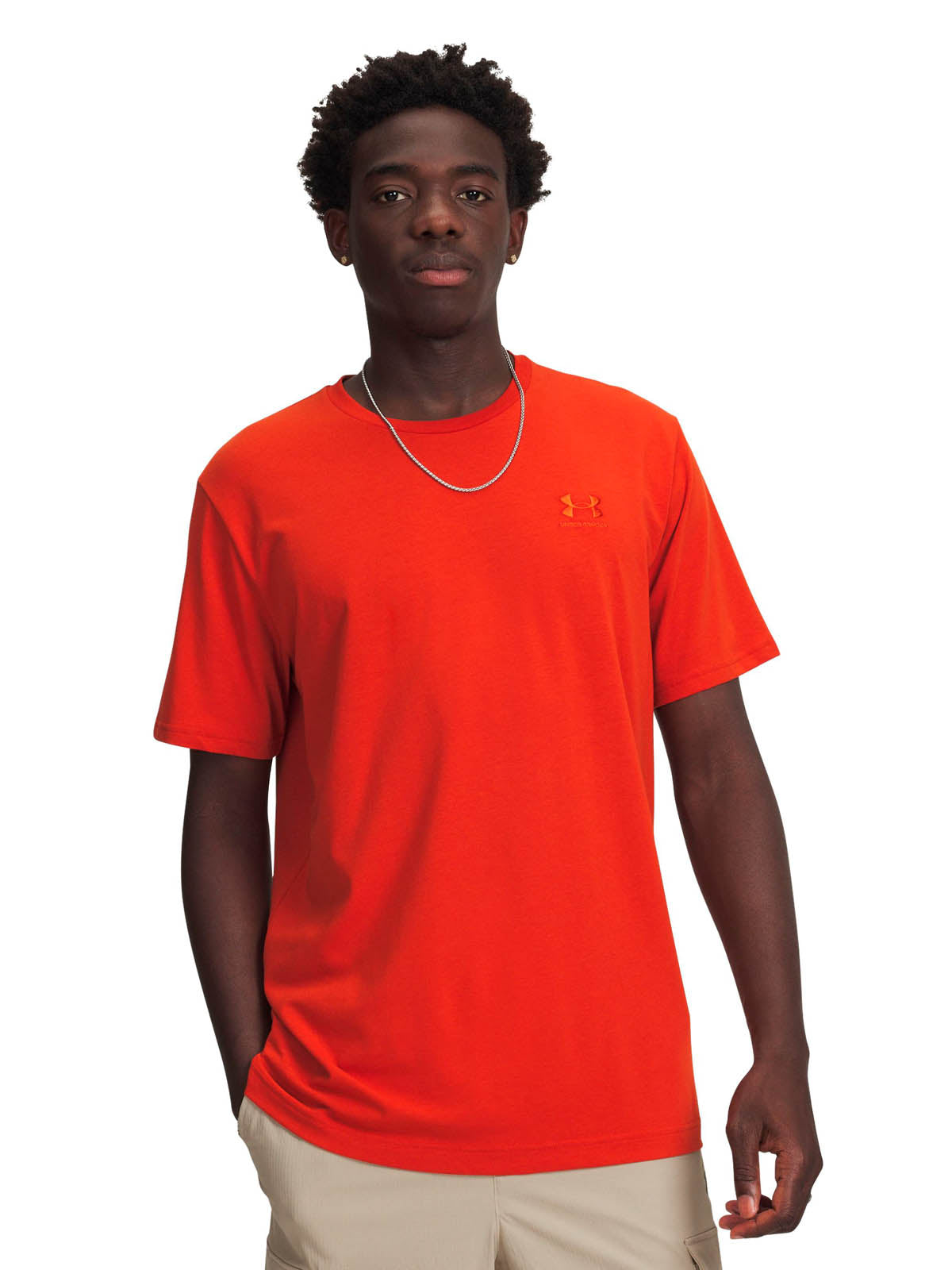 Polera manga corta Lifestyle para hombre Icon naranjo Under Armour.